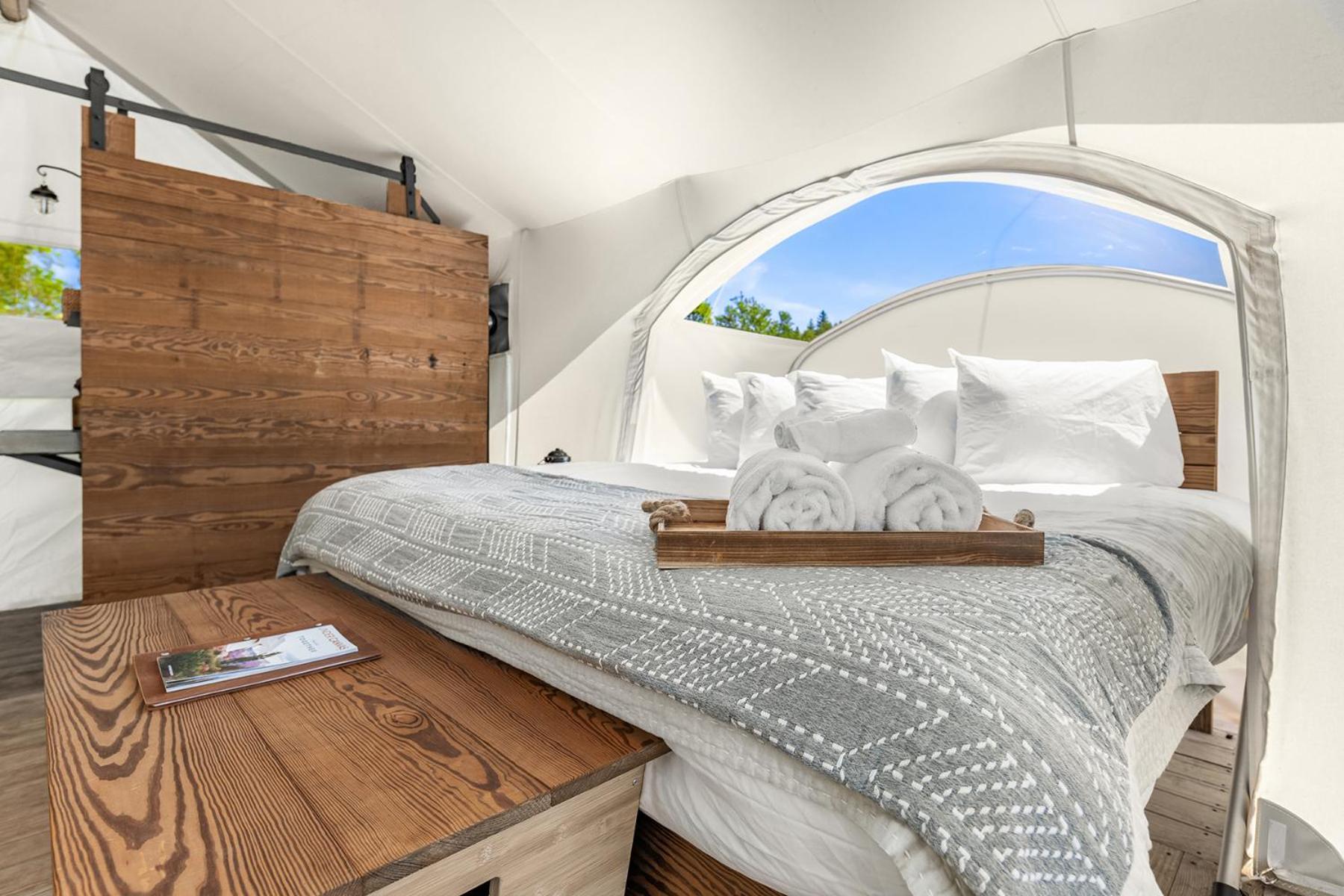 Under Canvas Acadia Surry Экстерьер фото